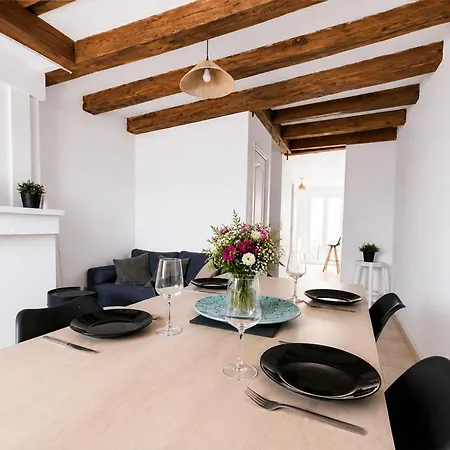 Сasa de vacaciones Maison T3 Avec Terrasse Centre